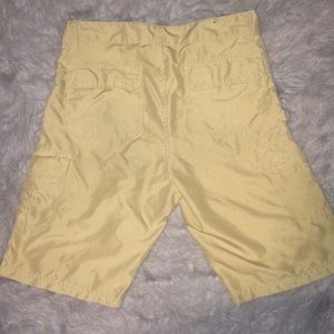 ❤️ Men’s cargo Style light weight Kaki shorts.